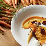 Отель Relais & Chateaux La Maison Des Tetes 5*