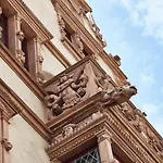 Relais & Chateaux La Maison Des Tetes Отель 5*