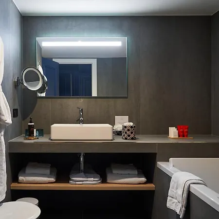 Relais & Chateaux La Maison Des Tetes