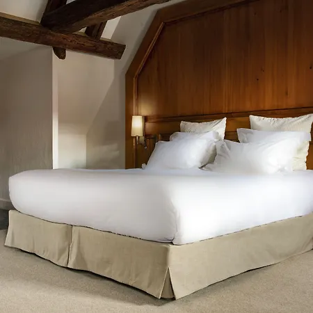 Relais&châteaux La Maison Des Têtes Hotel 5*
