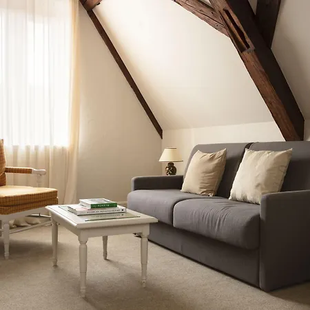 Hotel Relais & Chateaux La Maison Des Tetes 5*