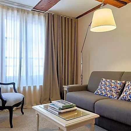 Relais & Chateaux La Maison Des Tetes 5* Кольмар