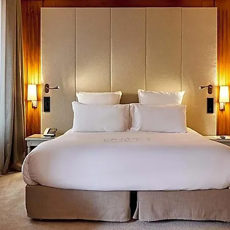 מלון Relais & Chateaux La Maison Des Tetes