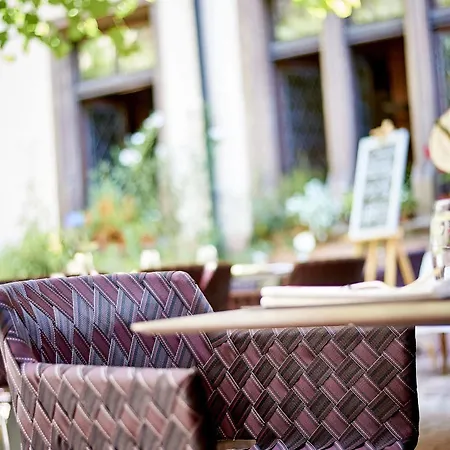 Relais & Chateaux La Maison Des Tetes