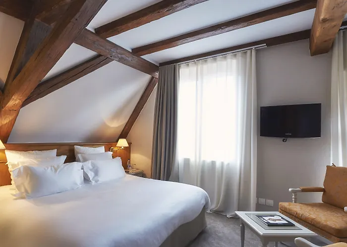 Hotel Relais & Chateaux La Maison Des Tetes 5*