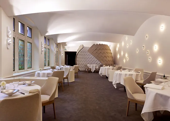 מלון Relais & Chateaux La Maison Des Tetes 5*