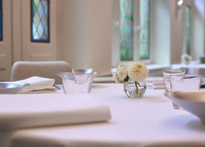 Hotel Relais & Chateaux La Maison Des Tetes 5*