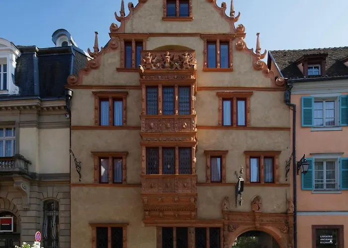 Relais & Chateaux La Maison Des Tetes מלון