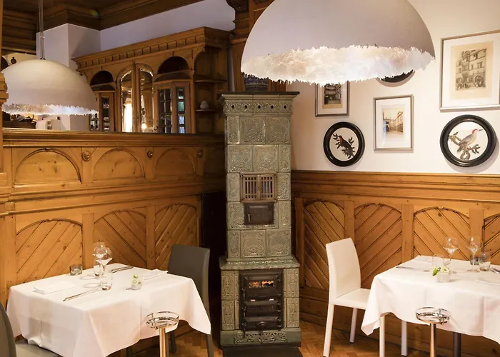 Relais & Chateaux La Maison Des Tetes 5* קולמר