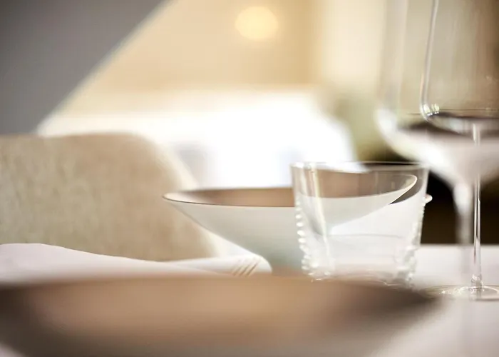 Relais & Chateaux La Maison Des Tetes Hotel 5*