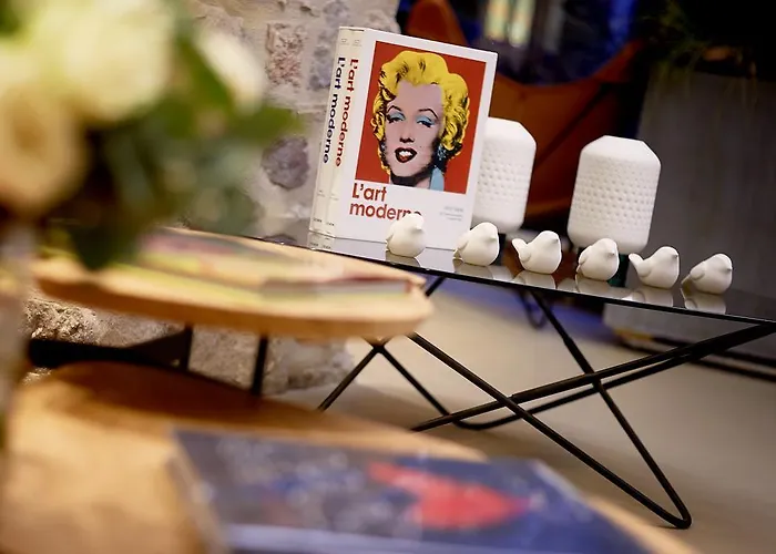 מלון Relais & Chateaux La Maison Des Tetes 5*